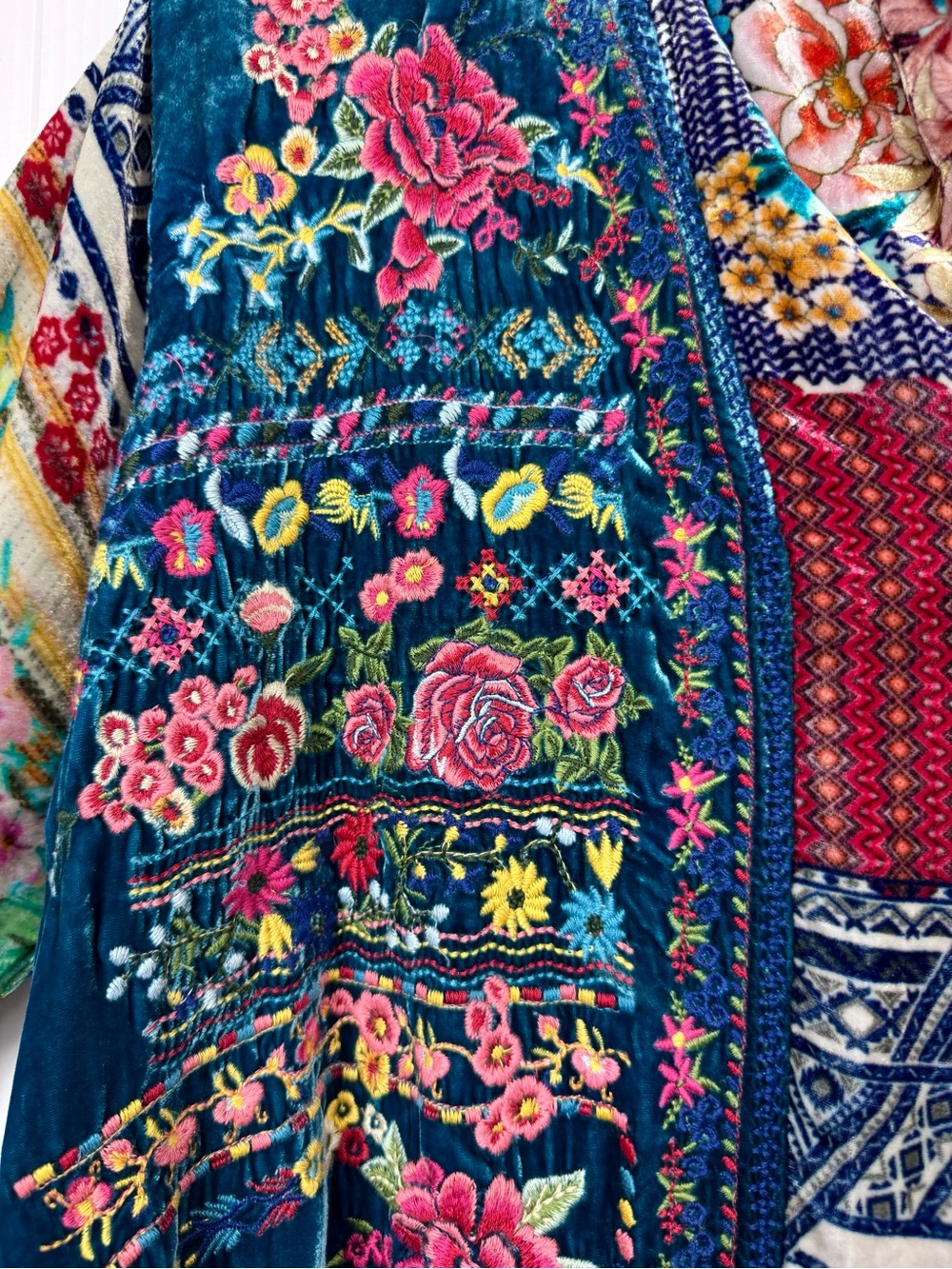 Johnny Was Biza Printed Velvet embroidered Kimono Jacket Medium - Picture 5 of 16